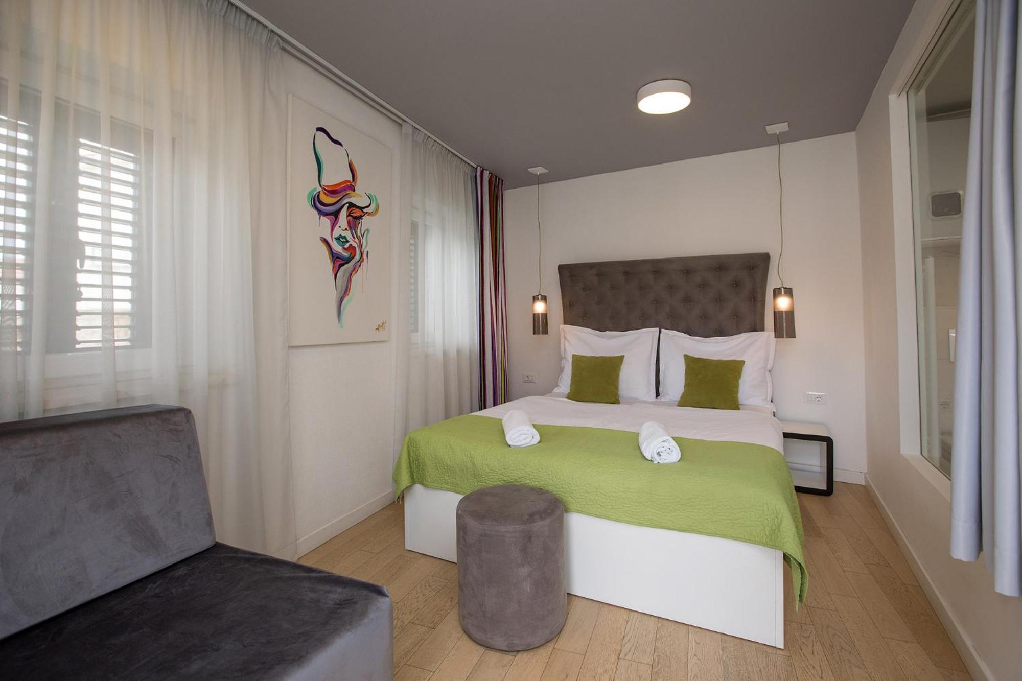Pansion Kamenar 2 Hotel Primošten Buitenkant foto